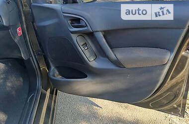 Хэтчбек Citroen C3 2014 в 