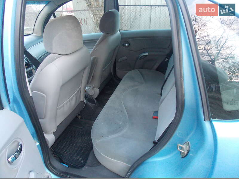 Седан Citroen C3 2005 в Ужгороді