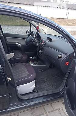 Хэтчбек Citroen C3 2005 в 