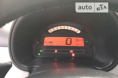 Хэтчбек Citroen C3 2006 в 