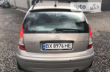 Хэтчбек Citroen C3 2006 в 