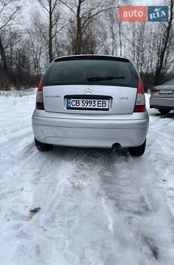 Хэтчбек Citroen C3 2005 в 
