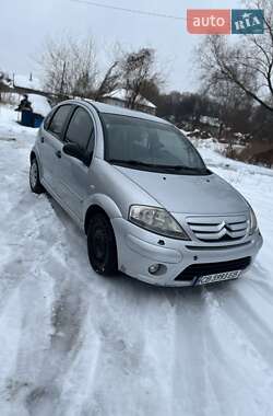 Хэтчбек Citroen C3 2005 в 