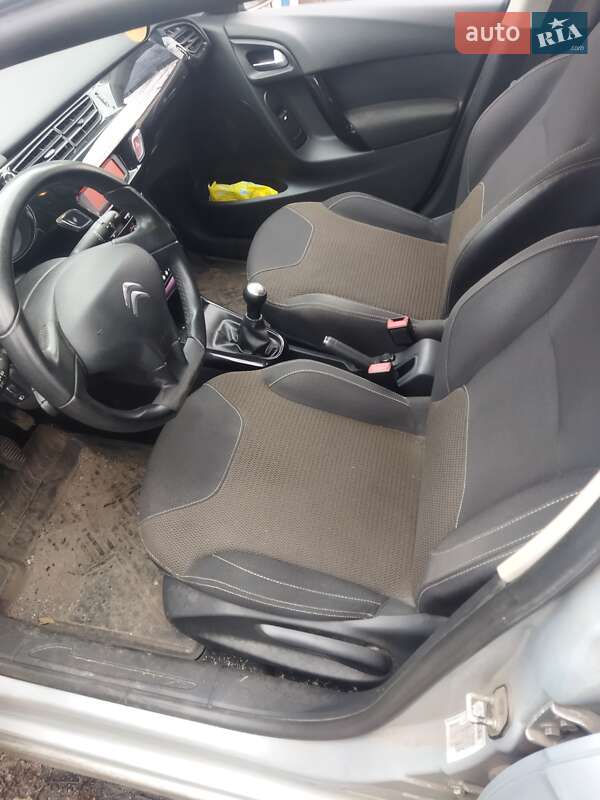 Хэтчбек Citroen C3 2012 в Доброполье