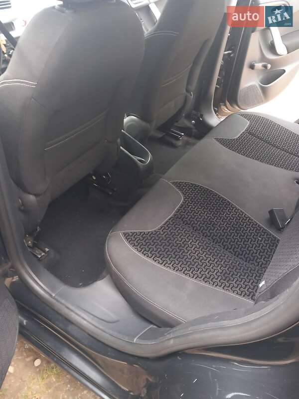 Хетчбек Citroen C3 2011 в Калуші