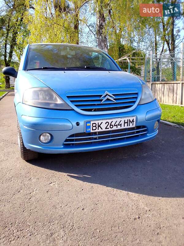 Хэтчбек Citroen C3 2003 в Дубно