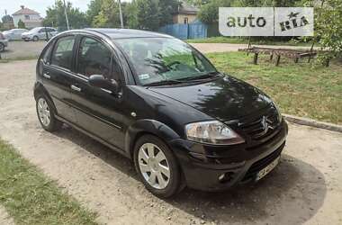 Хэтчбек Citroen C3 2006 в 
