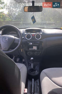 Хэтчбек Citroen C3 2009 в 