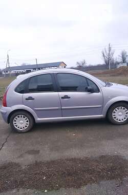 Хэтчбек Citroen C3 2004 в Смеле