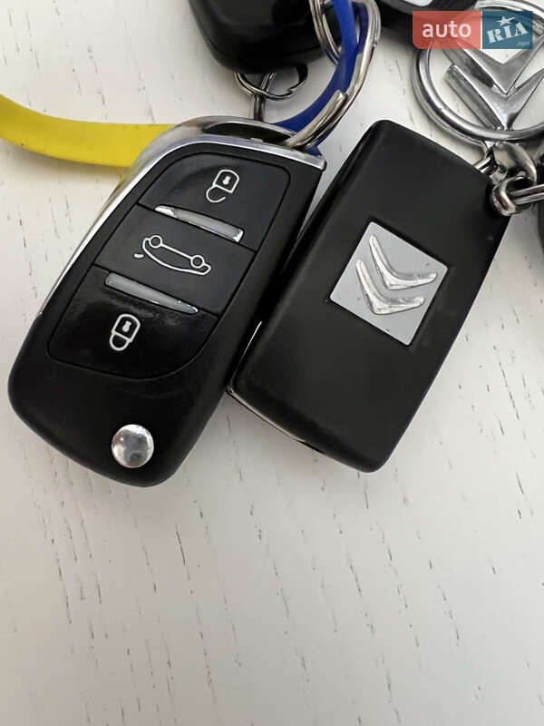 Хэтчбек Citroen C3 2014 в Одессе