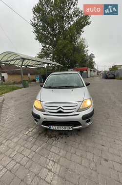 Хэтчбек Citroen C3 2005 в 