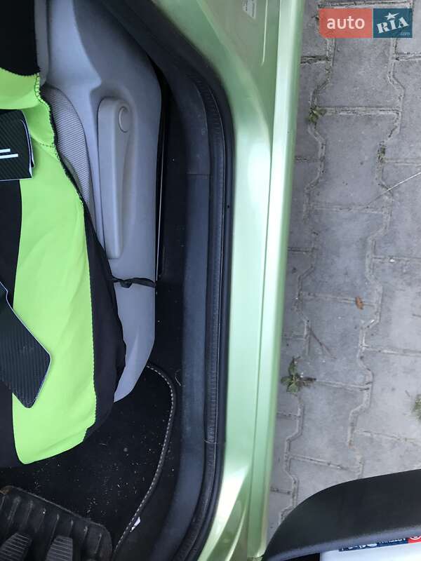 Хетчбек Citroen C3 2004 в Коломиї фото 12 Хетчбек Citroen C3 2004 в Коломиї