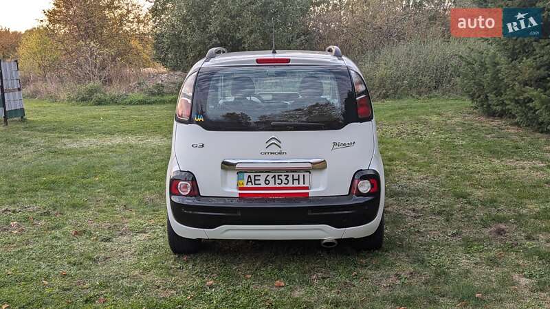 Хэтчбек Citroen C3 2013 в Каменском