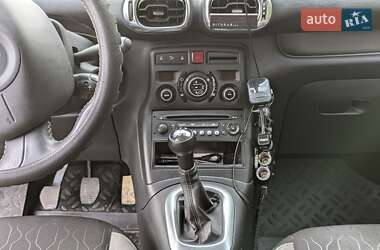 Хэтчбек Citroen C3 2013 в 