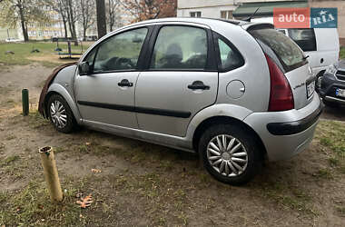 Хэтчбек Citroen C3 2003 в Новояворовске