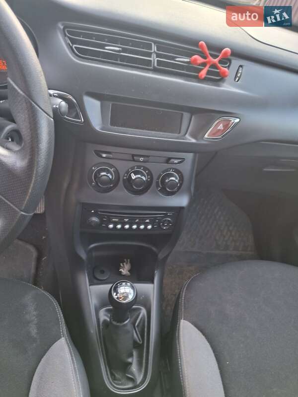 Хетчбек Citroen C3 2014 в Чернівцях