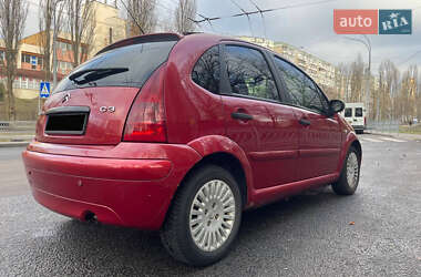 Хэтчбек Citroen C3 2003 в 