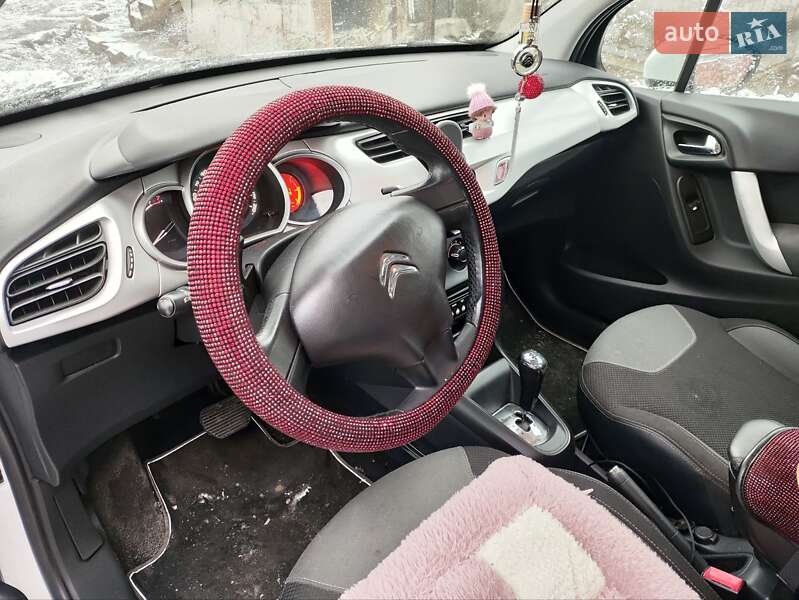 Хэтчбек Citroen C3 2012 в Днепре