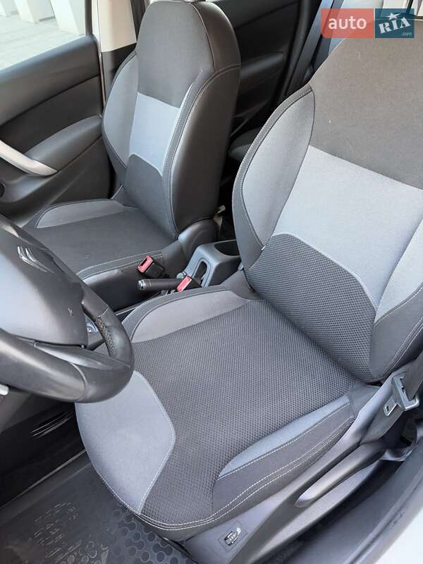 Хэтчбек Citroen C3 2012 в Ужгороде