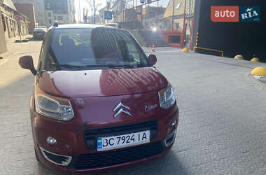 Хэтчбек Citroen C3 2010 в 
