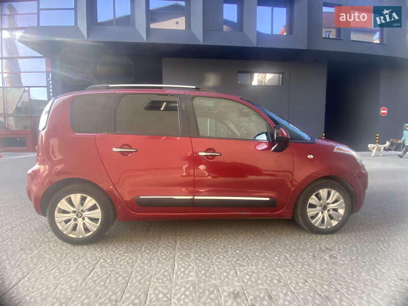 Хэтчбек Citroen C3 2010 в Львове