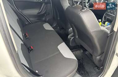 Хэтчбек Citroen C3 2011 в 