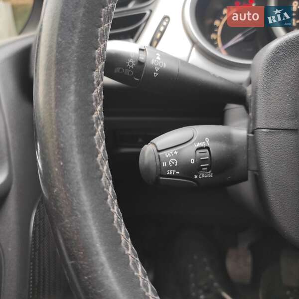 Хэтчбек Citroen C3 2012 в Черновцах