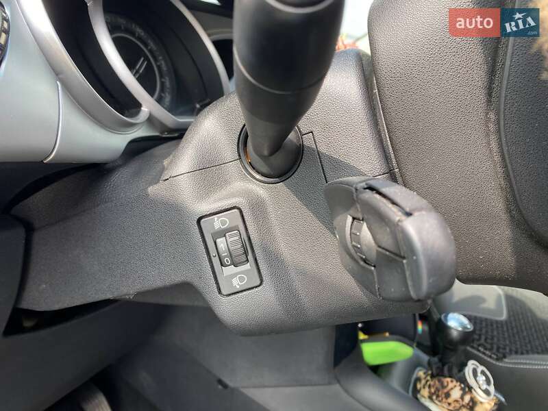 Хэтчбек Citroen C3 2010 в Львове фото 16 Хэтчбек Citroen C3 2010 в Львове