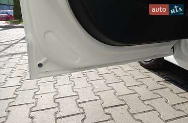 Хэтчбек Citroen C3 2015 в 