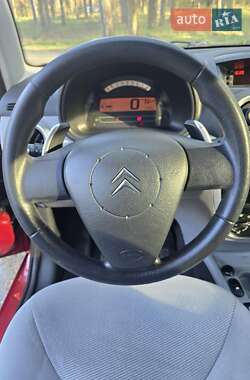 Хэтчбек Citroen C3 2007 в 