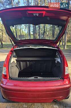 Хэтчбек Citroen C3 2007 в 