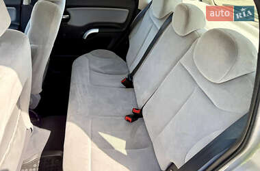 Хэтчбек Citroen C3 2005 в 