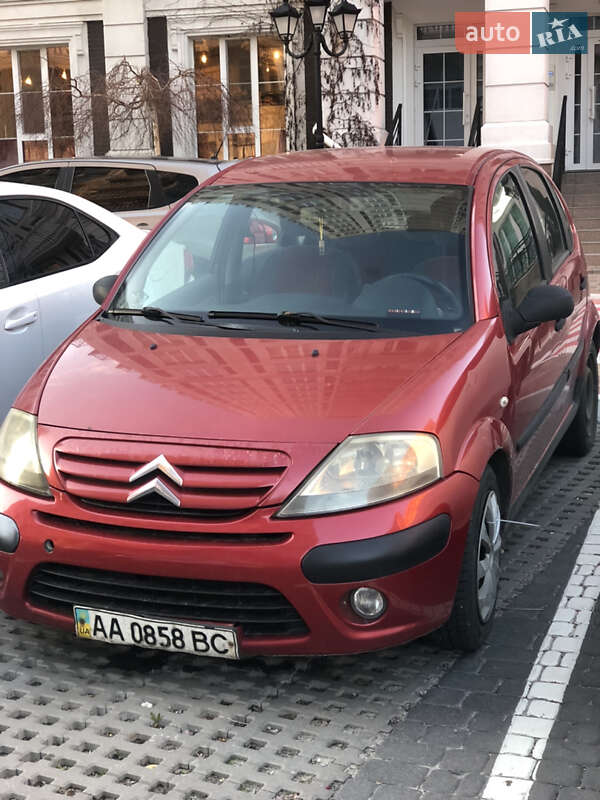 Хетчбек Citroen C3 2006 в 