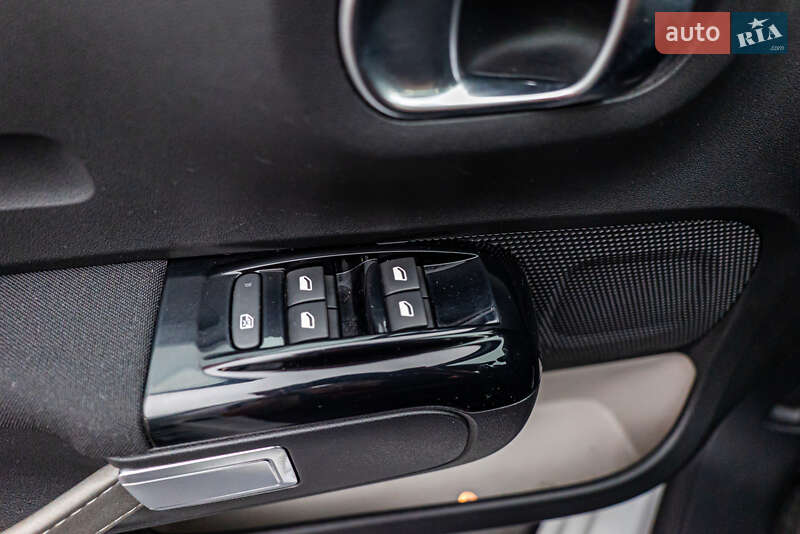 Хэтчбек Citroen C3 2018 в Киеве