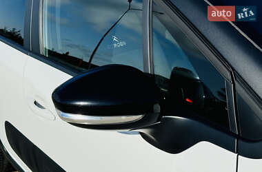 Хэтчбек Citroen C3 2017 в 