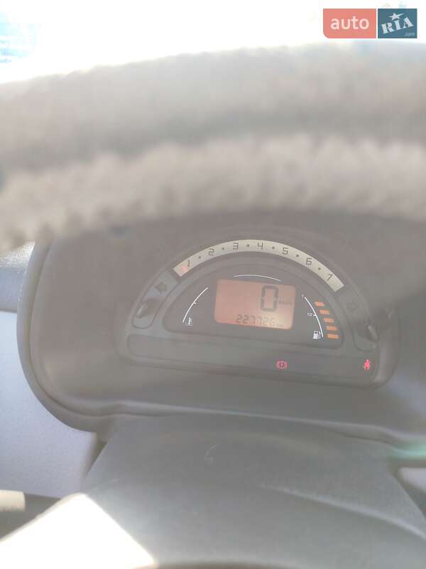 Хэтчбек Citroen C3 2003 в Хусте фото 10 Хэтчбек Citroen C3 2003 в Хусте