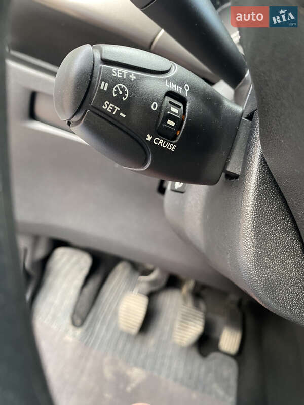 Хэтчбек Citroen C3 2013 в Мамаевцах фото 19 Хэтчбек Citroen C3 2013 в Мамаевцах