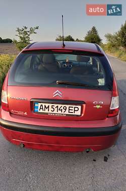 Хэтчбек Citroen C3 2009 в 