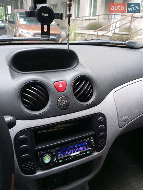 Хетчбек Citroen C3 2003 в Снятині
