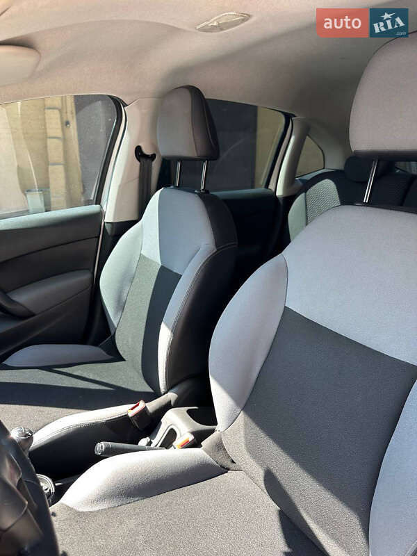 Хэтчбек Citroen C3 2013 в Луцке