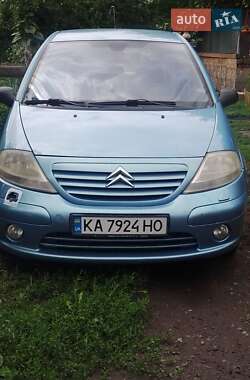 Хетчбек Citroen C3 2004 в Горішніх Плавнях