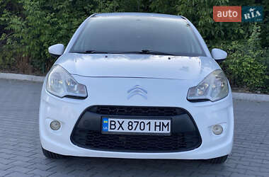 Хэтчбек Citroen C3 2010 в 