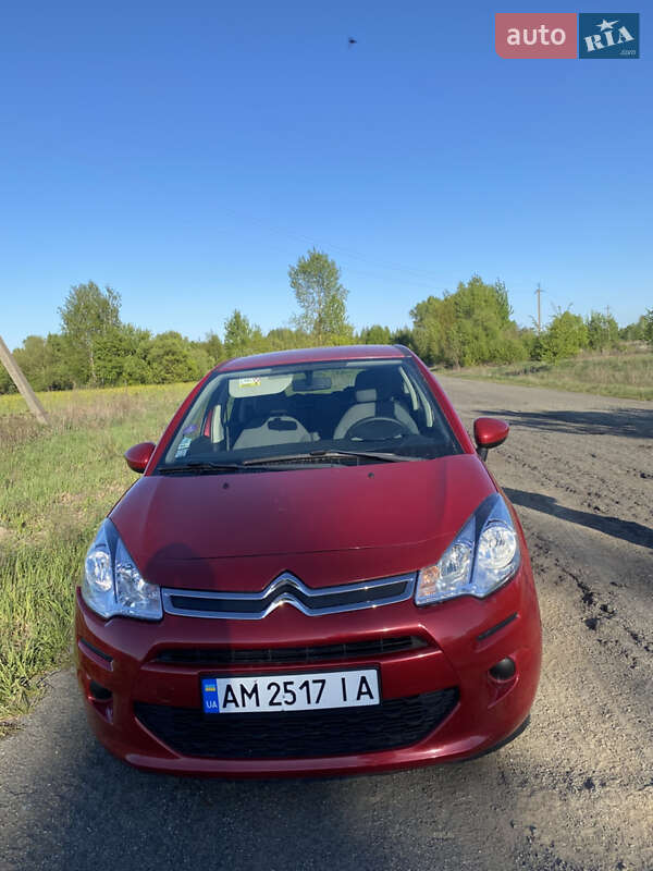Хэтчбек Citroen C3 2015 в Коростене