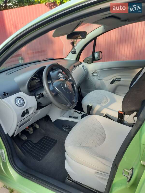 Хэтчбек Citroen C3 2003 в Луцке
