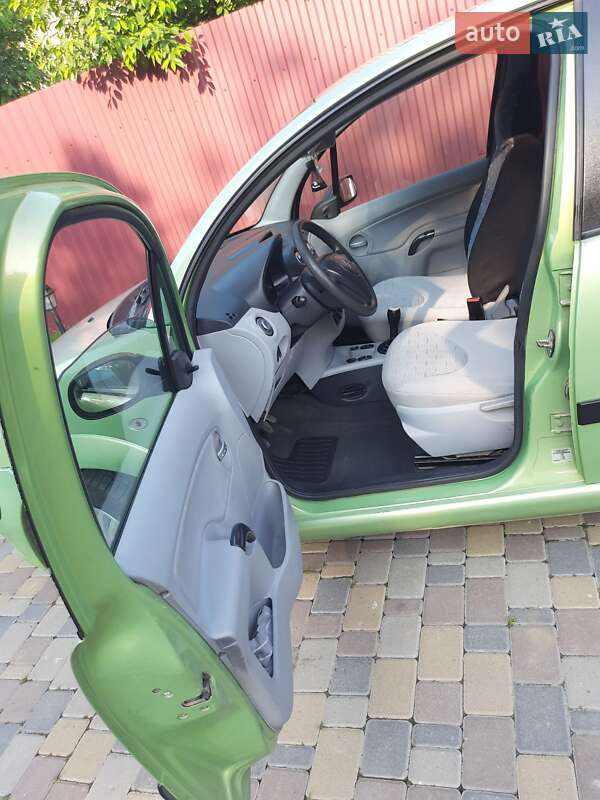 Хэтчбек Citroen C3 2003 в Луцке