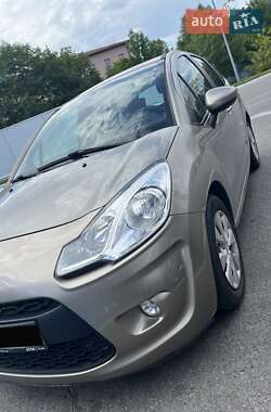 Хэтчбек Citroen C3 2011 в 