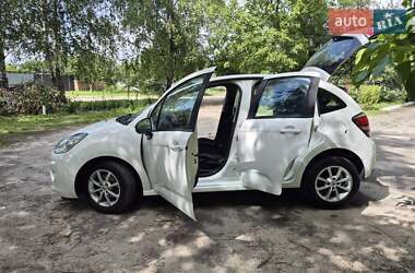Хэтчбек Citroen C3 2016 в 