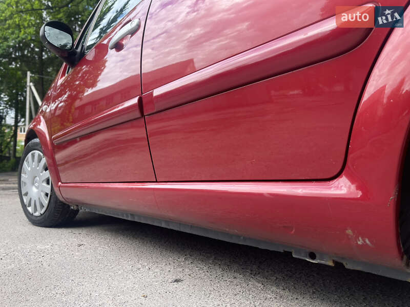Хэтчбек Citroen C3 2003 в Виннице