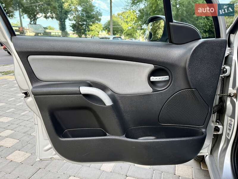 Хэтчбек Citroen C3 2005 в Одессе