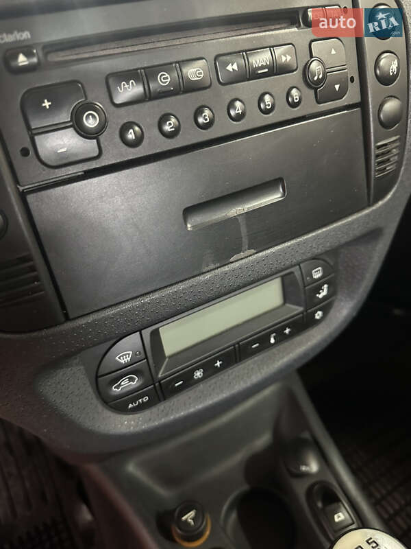 Хэтчбек Citroen C3 2003 в Харькове